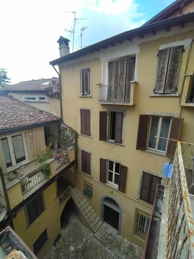 Casa Lalla In Centro Storico A Bergamo Holiday home